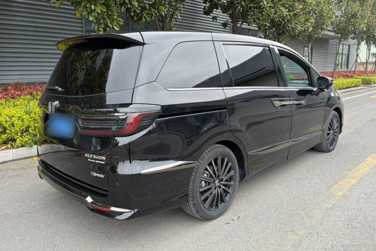 Used Honda Elysion 2024 2.0L eHEV Luxury Edition Exterior 6