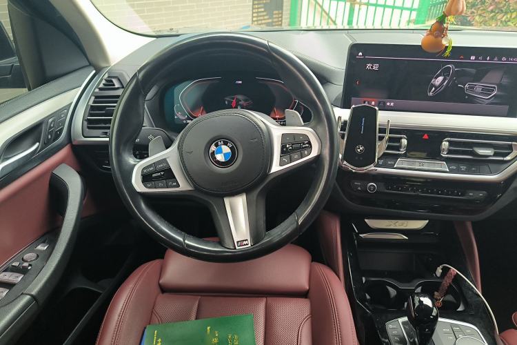 Used BMW X4 2022 xDrive 30i M Sport Package Steering Wheel