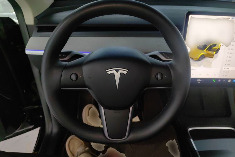 Used Tesla Model Y 2023 Rear-Wheel-Drive Version