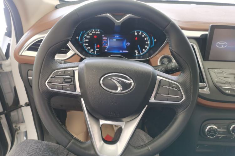 Used Soueast DX7 2015 1.5T Manual Luxury Model