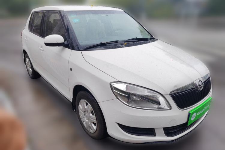 Used Skoda Fabia 2014 1.4L Automatic Crystal Edition

