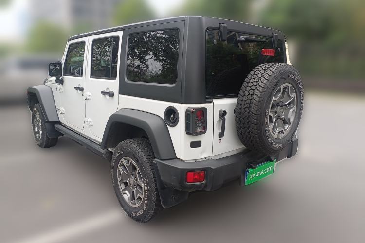 Used Jeep Wrangler 2015 3.6L Rubicon Four-Door Comfort Edition
