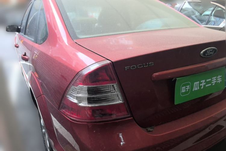 Used Ford Focus 2011 Sedan 1.8L Automatic Fashion Edition
