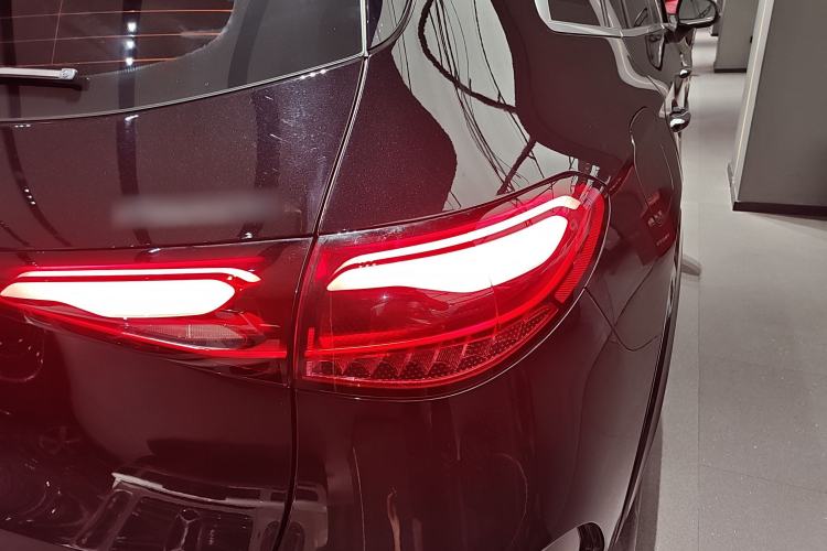 Used Mercedes-Benz GLC 2023 GLC 300 L 4MATIC Dynamic Edition 5-seater Right Rear Taillight