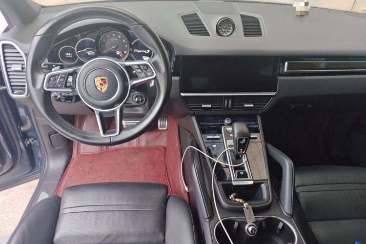 Used Porsche Cayenne 2018 Cayenne S 2.9T Center Console