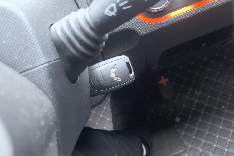 Used Wuling Hongguang MINIEV 2022 Easy Version Lithium Iron Phosphate
