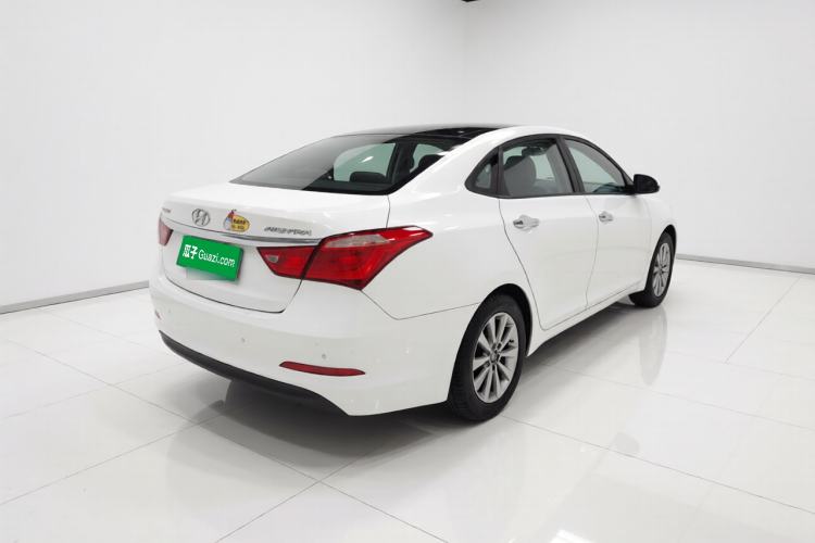 Used Hyundai Mistra 2014 1.8L Automatic Smart GLS Exterior 5