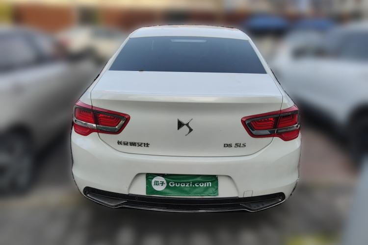 Used DS 5LS 2014 1.6T Elegant Version THP160