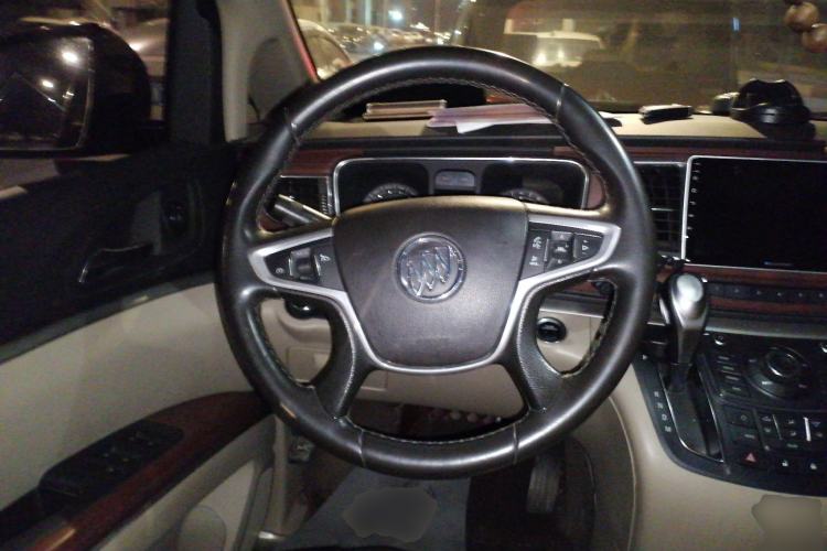 Used Buick GL8 2014 2.4L LT Luxury Business Executive Edition
