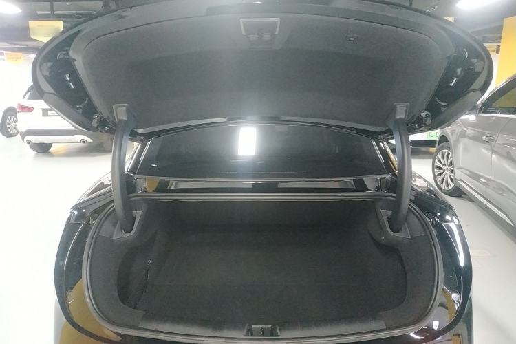 Used Zeekr 007 2025 Long-Range All-Wheel-Drive Intelligent Driving Version 100 kWh
