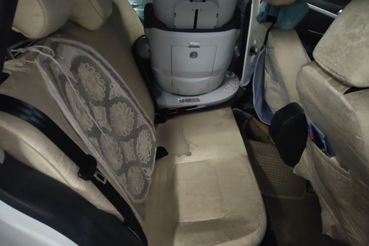 Used Volkswagen Gran Lavida 2015 1.6L Manual Fashion Edition Left Rear Seat