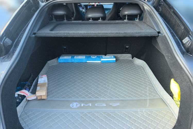 Used MG 7 2023 2.0T Automatic Trophy+ Ignition Glory Edition
