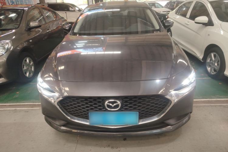 Used Mazda 3 Axela 2020 1.5L Automatic Luxury Version