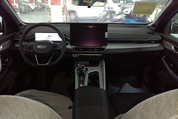 Used Geely Auto Preface 2025 Dongfang Yao 1.5TD Fuyao Edition
