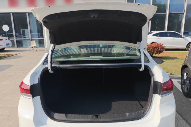 Used Buick GT 2019 15T Dual-Clutch Connected Elite Model China VI