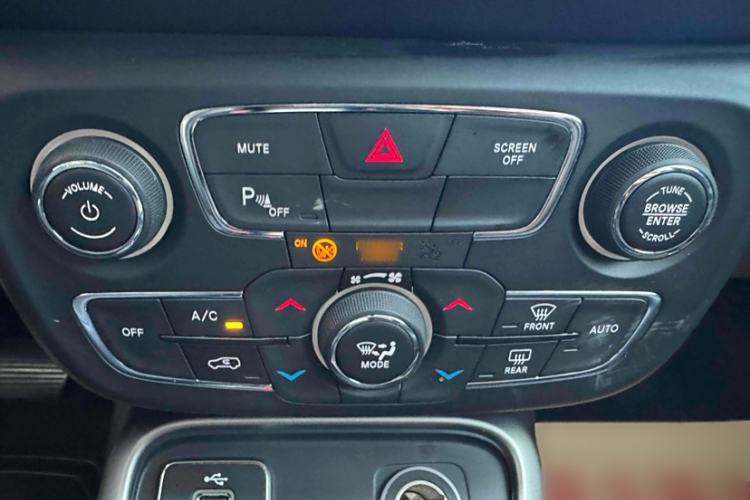 Used Jeep Compass 2017 200T Automatic Family Edition