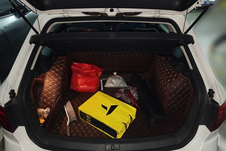 Used Volkswagen C-TREK 2017 230TSI DSG Luxury Model Trunk