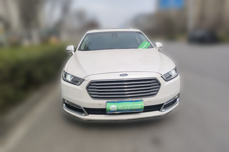 Used Ford Taurus 2017 EcoBoost 245 Luxury Model
