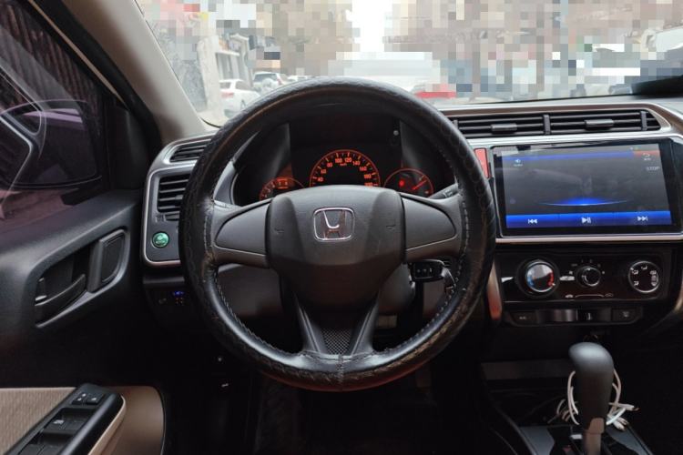 Used Honda Greiz 2016 1.5L CVT Classic Edition
