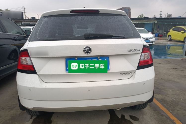Used Skoda Fabia 2015 1.4L Automatic Chuanxing Edition Rear