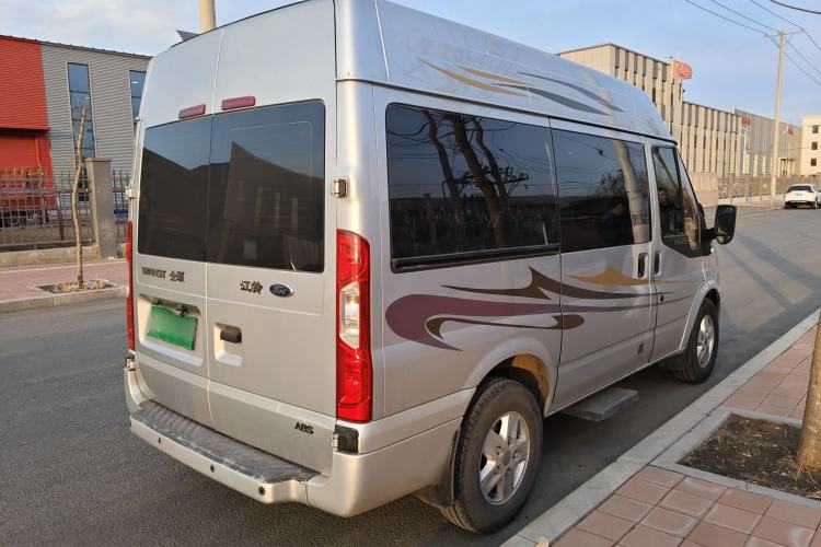 Used Ford Transit Custom 2013 2.4T Diesel Economical Logistics Vehicle Short Wheelbase Mid-Roof China III Standard