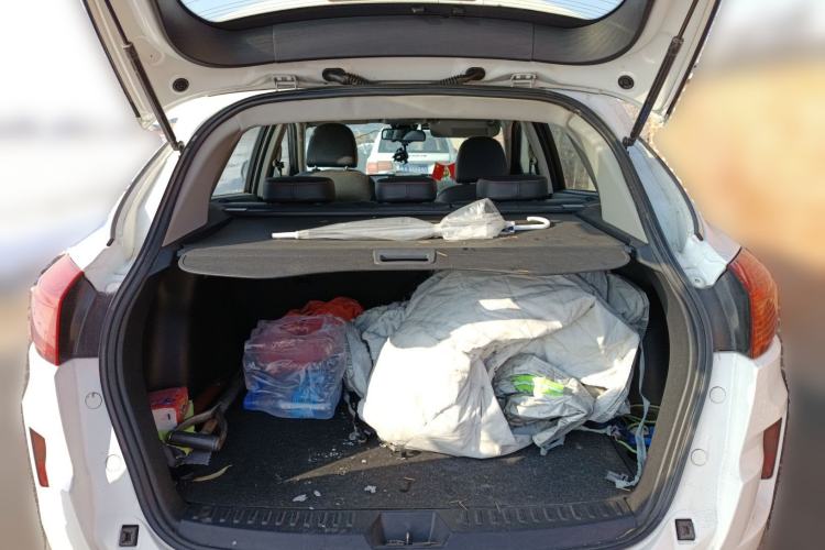 Used Bestune X80 2013 2.0L manual luxury version