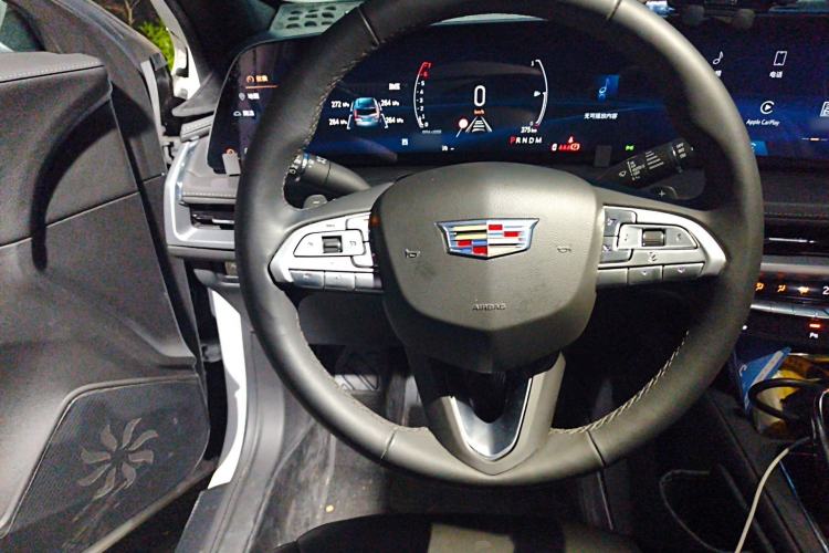 Used Cadillac XT4 2024 28T Two-Wheel-Drive Luxury Version