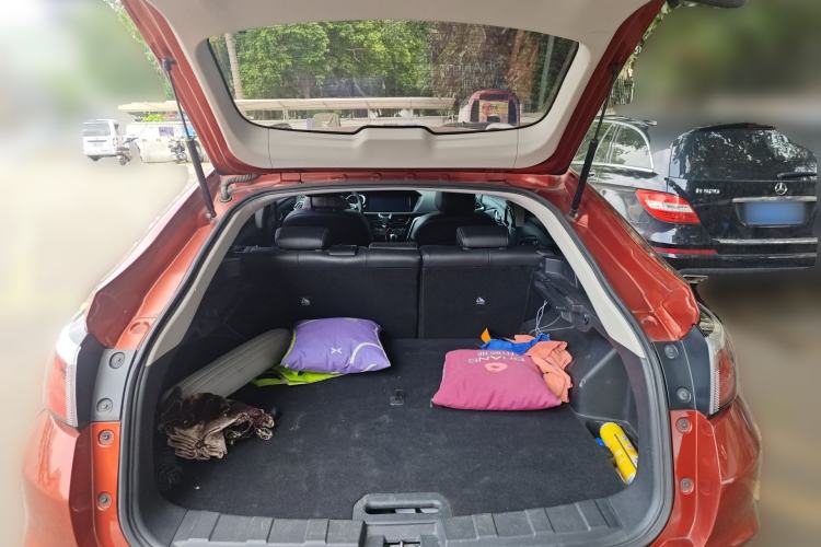 Used Venucia T90 2017 2.0L CVT Leading Edition