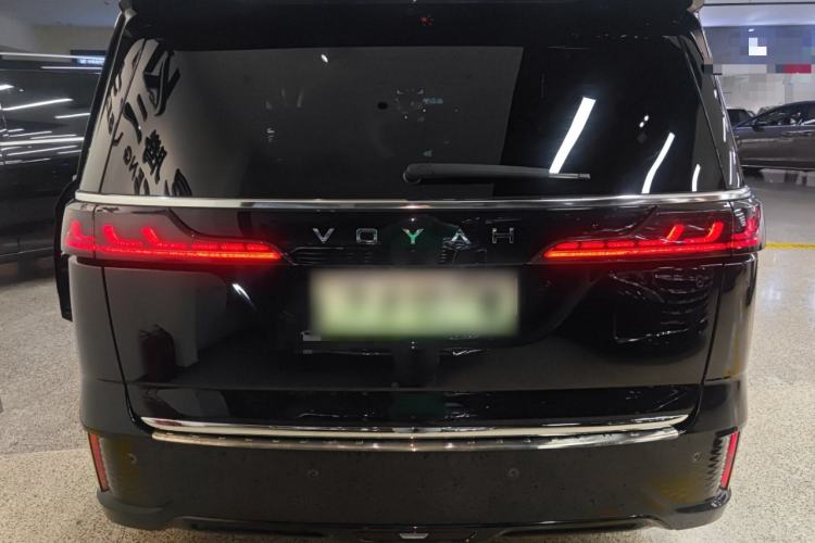 Used VOYAH Dream 2024 PHEV Extended-Range Premium Edition
