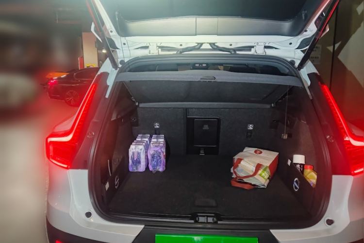 Used Volvo XC40 2024 B3 Zhiyuan Luxury Edition