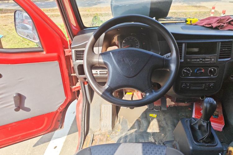 Used Wuling Zhiguang 2020 1.2L Practical Model China VI LSI
