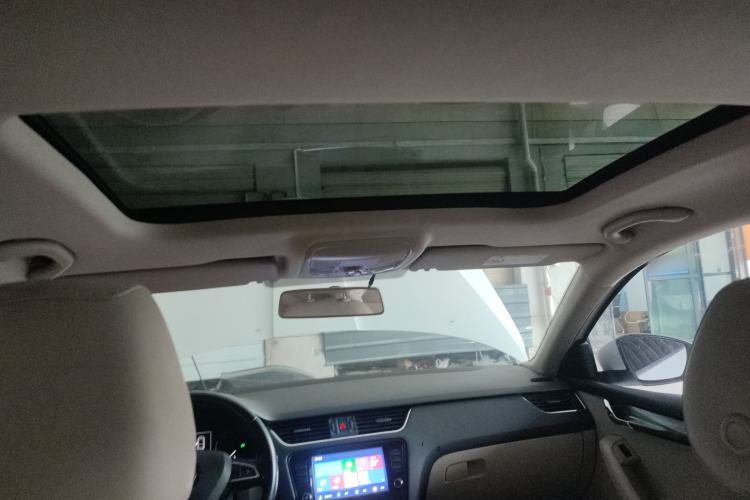 Used Skoda Octavia 2015 1.6L Automatic Yijun Edition