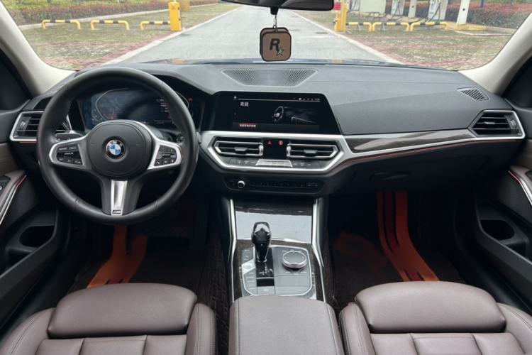 Used BMW 3 Series 2020 Restyled 325Li M Sport Package Interior 8