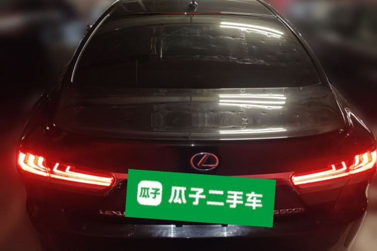 Used Lexus LS 2018 500h Executive Edition China VI Rear