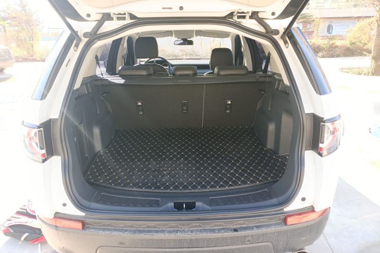 Used Land Rover Discovery Sport 2019 240 PS PURE Edition China VI Standard
