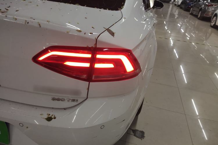 Used Volkswagen Lamando 2018 280TSI DSG Luxury Edition