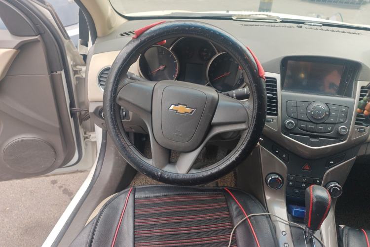 Used Chevrolet Cruze 2015 1.5L Classic SE AT
