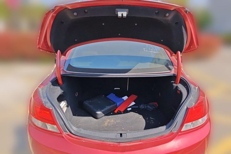 Used Buick Regal 2009 2.0L Elite Edition Trunk