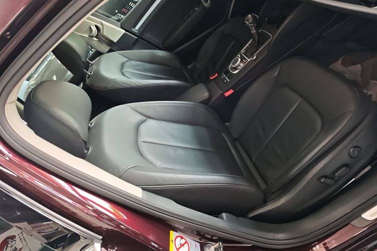 Used Audi A3 2015 Limousine 45 TFSI S line Luxury Model