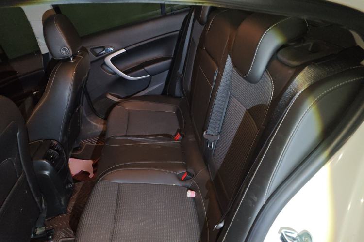 Used Buick Regal 2015 1.6T Leading Technology Model Left Rear Seat