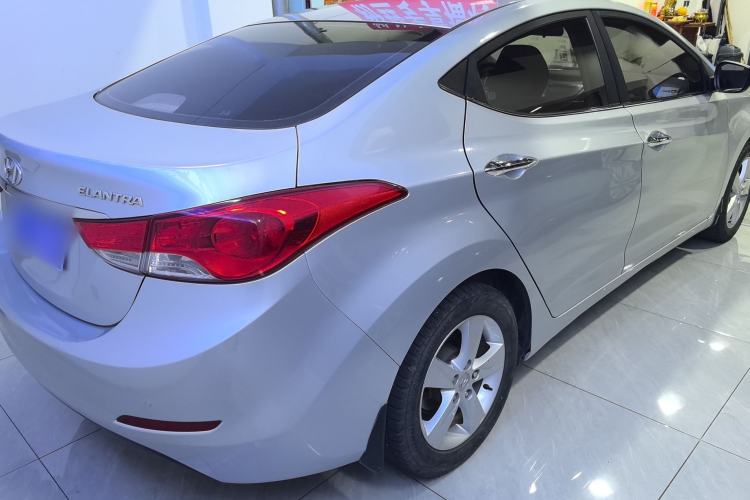 Used Hyundai Elantra (5th Generation / Langdong) 2012 1.6L Manual Leading Model
