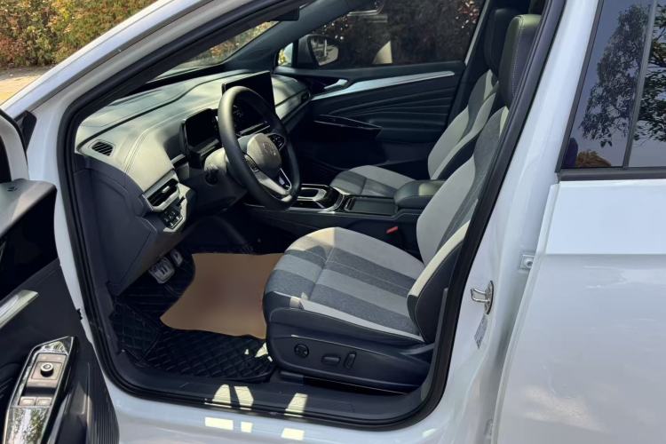 Used Volkswagen ID.4 CROZZ 2024 Pure Edition Limited Edition Interior 5