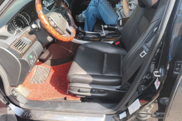 Used Honda Accord 2014 2.4L EX Luxury Edition Left Front Seat