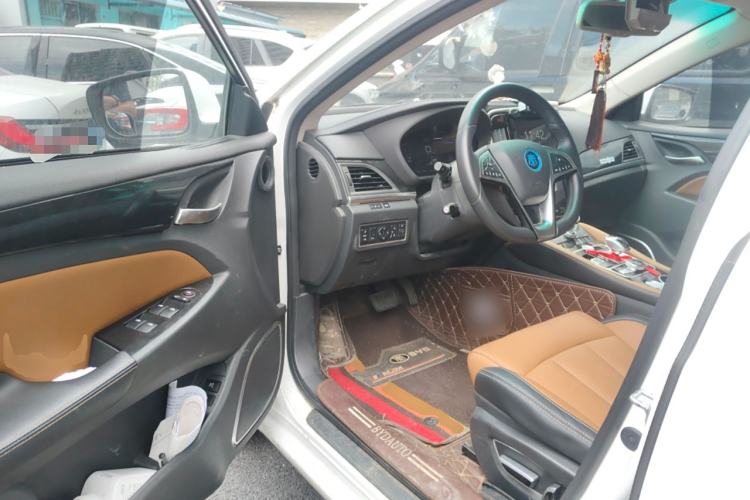 Used BYD Qin New Energy 2018 Qin EV450 Smart Connect Prestige Model
