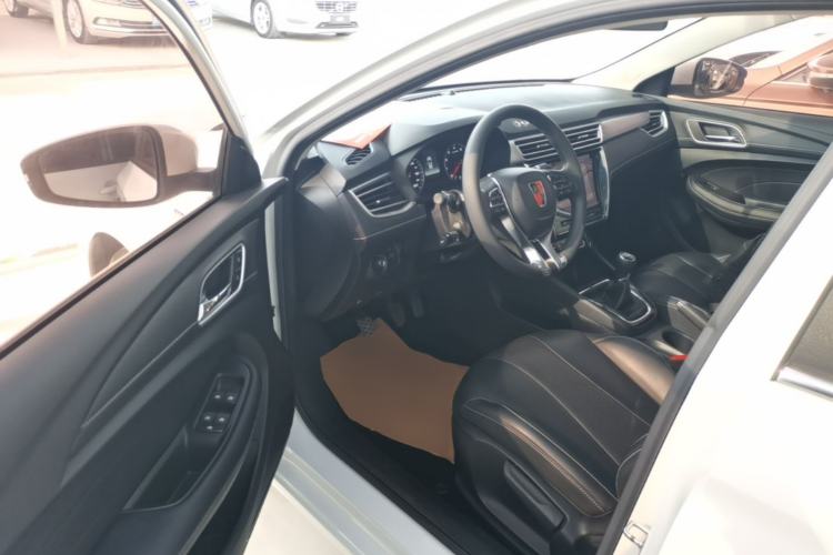 Used Roewe i5 2019 1.5L Manual 4G Connectable Langhao Edition
