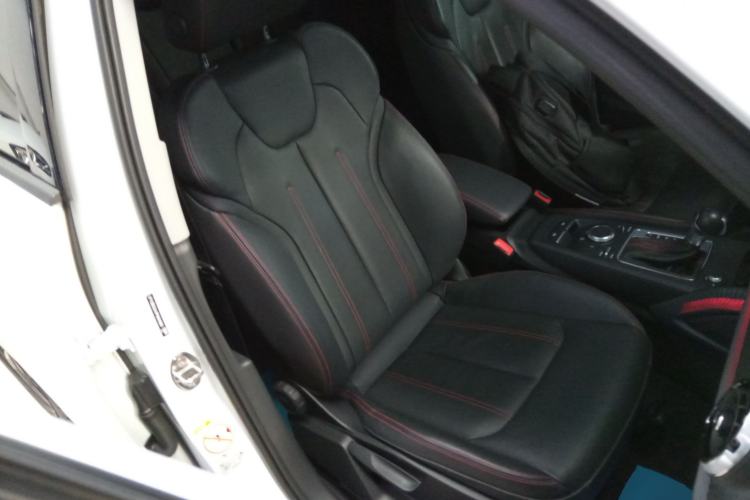 Used Audi Q2L 2023 35TFSI Progressive Dynamic Edition