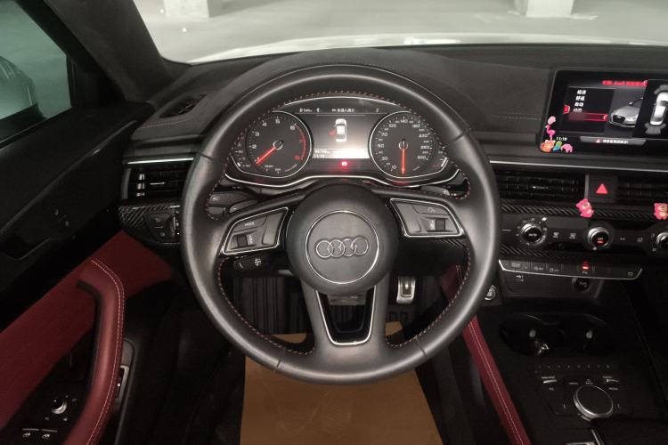 Used Audi A4L 2019 40 TFSI Ambition China VI
