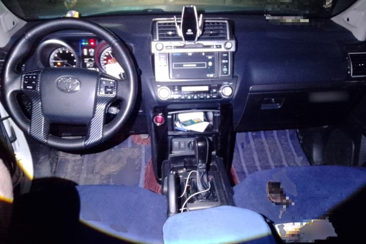 Used Toyota Prado 2016 3.5L Automatic TX-L NAVI Center Console