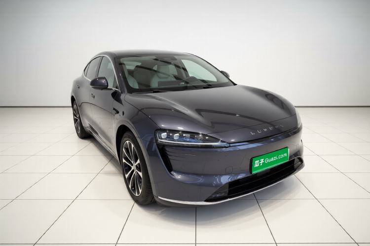 Used Hima Luxeed R7 2024 All-Electric 802 km Max Exterior 1