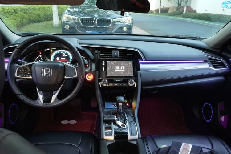 Used Honda Civic 2016 220TURBO CVT Luxury Edition Center Console